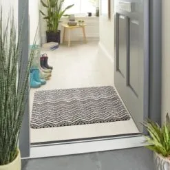 B&M Buddy Chevron Mono Doormat