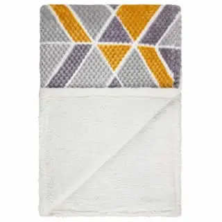 B&M Simply Geo Waffle Throw - Ochre 5 B&M Simply Geo Waffle Throw - Ochre - Image 3